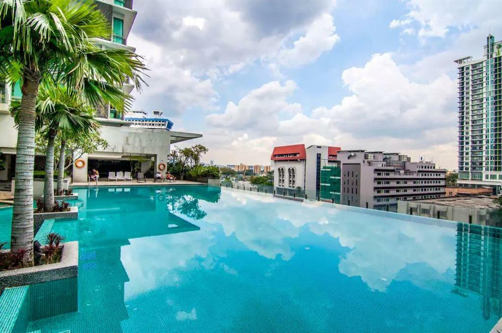 Urban Suites @ Swiss Garden Residence Куала-Лумпур Экстерьер фото